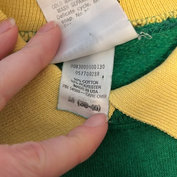 Vintage Bassett-Walker toucan collared sweatshirt - Picture 5 of 10